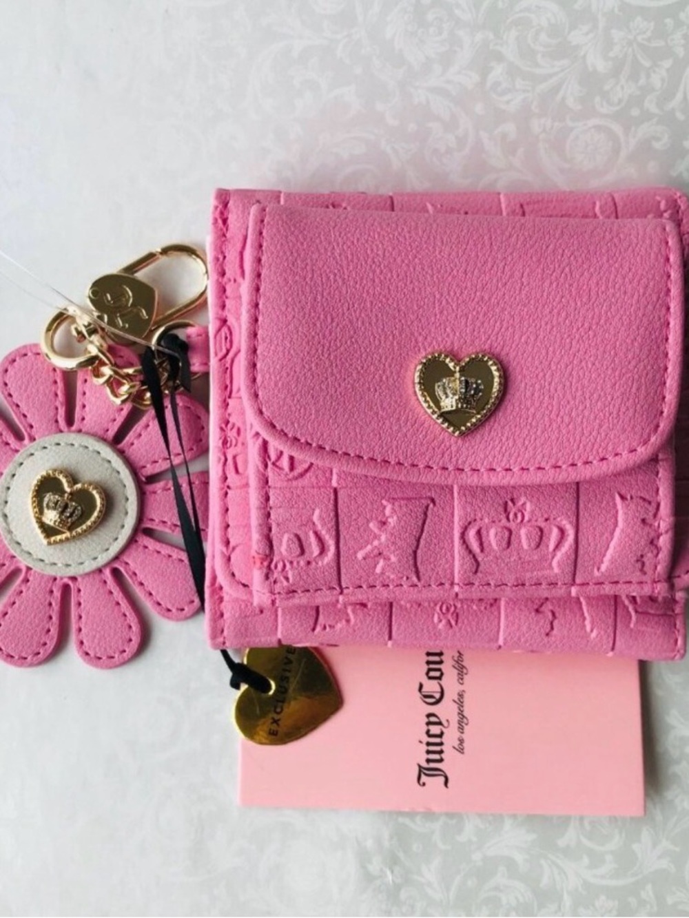 New Juicy Couture Pretty Pop Envelope Wallet, 💳 Cherry Blossom color, BiFold
